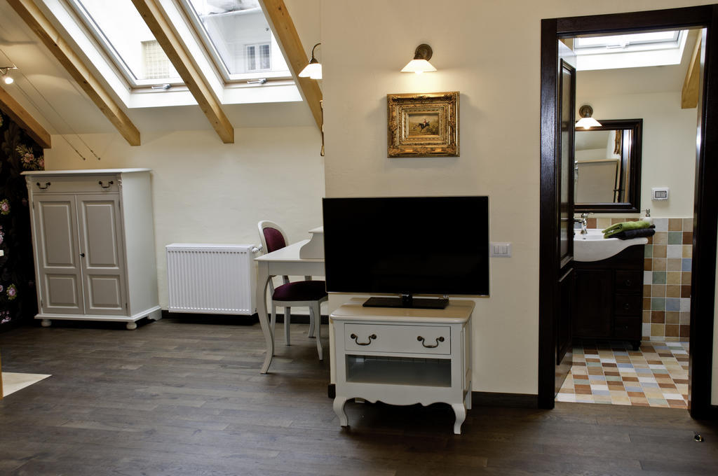 Arina Apartments Braszów Pokój zdjęcie